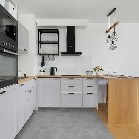 Apartment Functional With Parking In Cracow By Renters Krakow